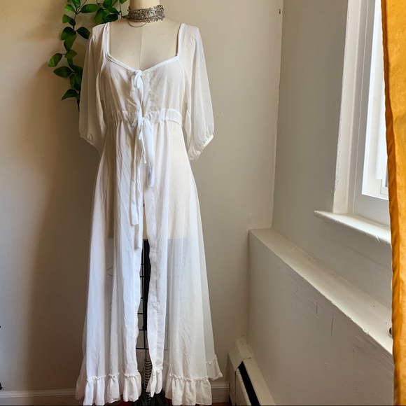 💥SOLD💥 White Coverup - Picture 2 of 7